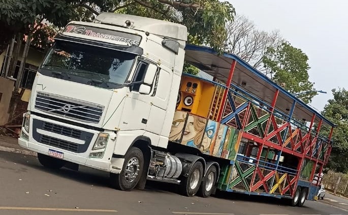 Carreta Top Dance chega a Naviraí hoje e realizará passeios à noite